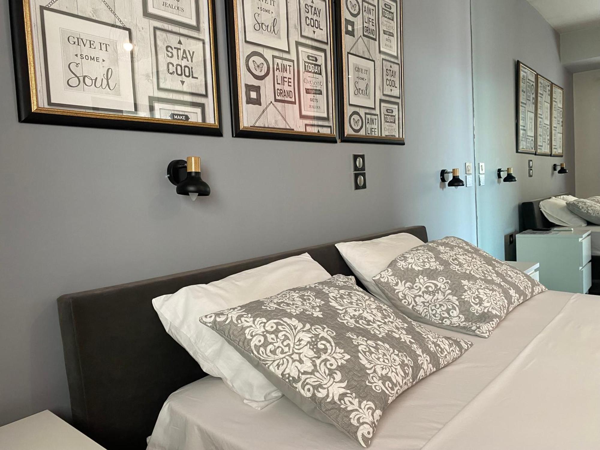 Luxury View Apartment 10Min From Athens Airport Koropion Ngoại thất bức ảnh